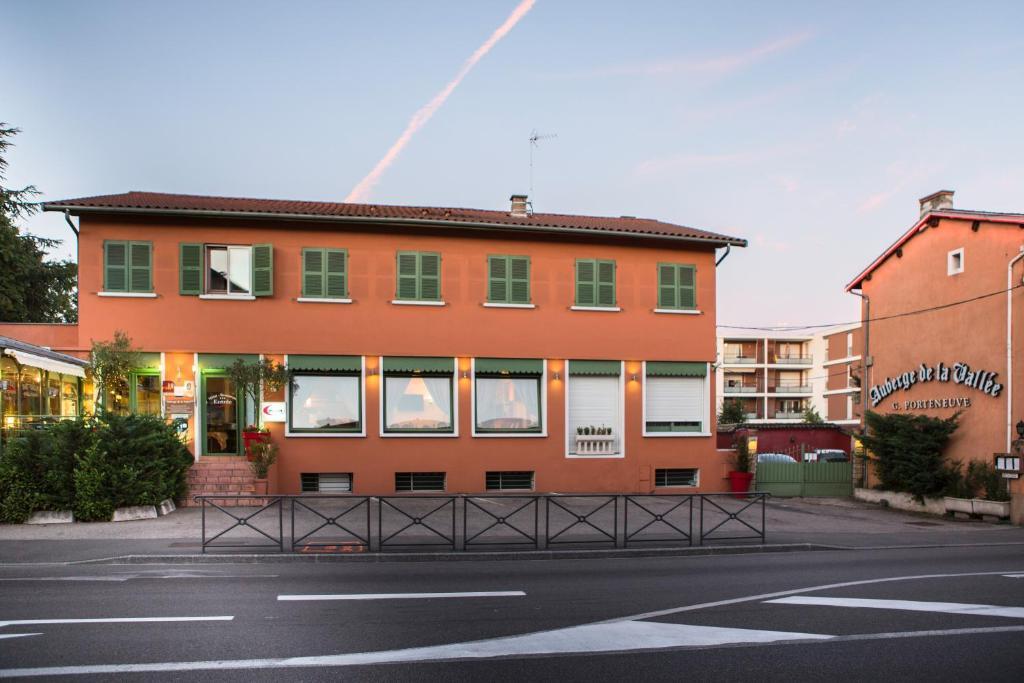 Auberge De La Vallee Francheville  Екстериор снимка